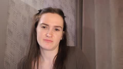       online show from February 2025 06:17:01 PM