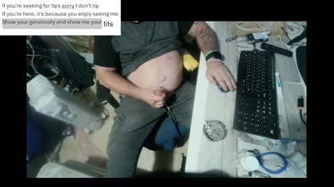 Snapshot of pini_z chatting on January 2025 03:25:01 PM pini_z online show from January 2025 03:25:01 PM