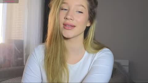   online show from December 2024 03:40:01 AM