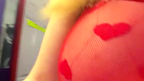 Snapshot of pinkcandi333 chatting on February 2026 04:00:02 PM pinkcandi333 online show from February 2026 04:00:02 PM