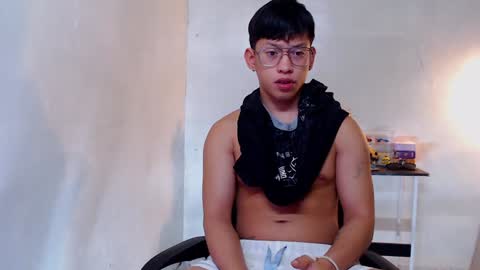 Snapshot of pinkcock_froi chatting on January 2025 02:36:01 AM froi online show from January 2025 02:36:01 AM