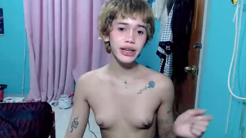 Snapshot of pinke_princesx1 chatting on April 2026 03:15:01 AM Cherry online show from April 2026 03:15:01 AM