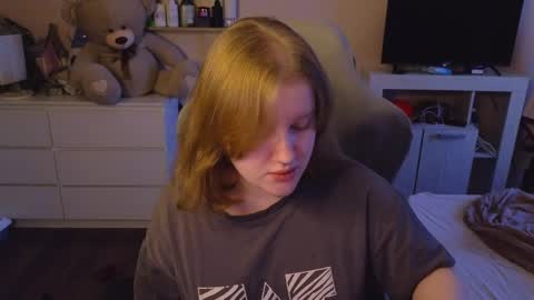 Snapshot of pinkiep1e chatting on April 2026 03:05:01 AM pinkiep1e online show from April 2026 03:05:01 AM