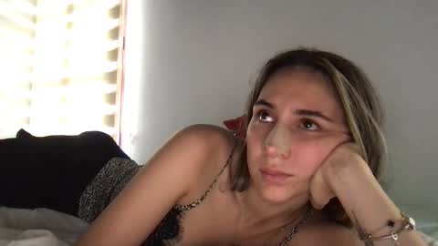 Pinkilola online show from April 2026 02:55:02 PM