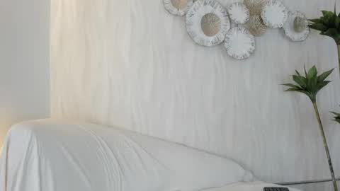 pinkmoon30 online show from February 2026 11:26:01 AM