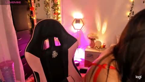 Snapshot of pinkpantherr_ chatting on January 2025 03:09:02 AM Sarah .. online show from January 2025 03:09:02 AM