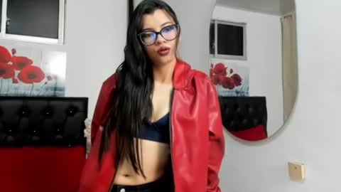 Snapshot of pinky_f00x chatting on June 2026 02:53:01 AM pinky_f00x online show from June 2026 02:53:01 AM