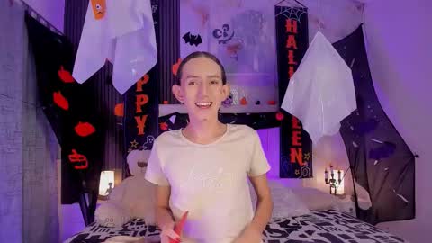 Peachy online show from November 2025 03:30:02 AM