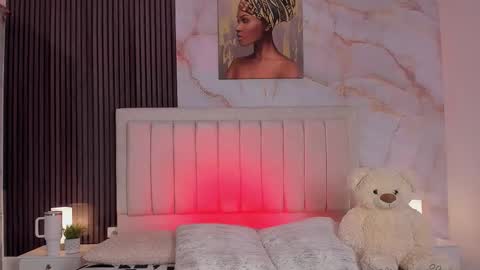 Peachy online show from November 2025 03:39:02 AM