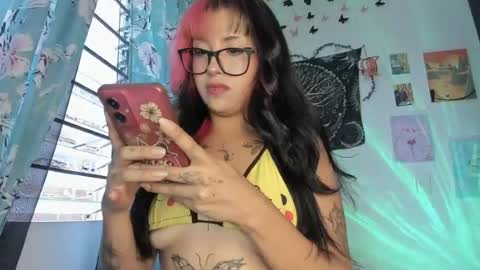 Snapshot of pinky_promiseex chatting on June 2026 10:58:01 PM pinky_promiseex online show from June 2026 10:58:01 PM