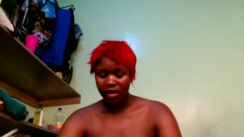 Snapshot of pinkylips_ebony chatting on June 2026 07:48:01 PM pinky online show from June 2026 07:48:01 PM