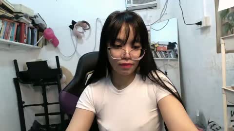 Rose online show from March 2025 11:27:01 PM