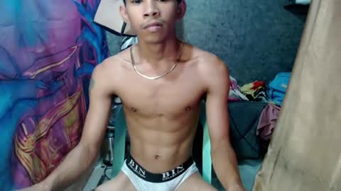 Snapshot of pinoy_oyd69 chatting on July 2026 03:49:01 AM pinoy_oyd69 online show from July 2026 03:49:01 AM