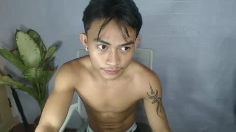 Snapshot of pinoy_palautogxxx chatting on March 2026 07:53:01 PM pinoy_palautogxxx online show from March 2026 07:53:01 PM