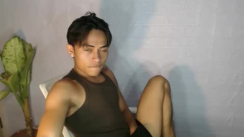 Snapshot of pinoy_palautogxxx chatting on April 2026 03:09:01 PM pinoy_palautogxxx online show from April 2026 03:09:01 PM