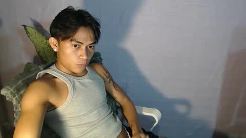 Snapshot of pinoy_palautogxxx chatting on April 2026 05:42:02 PM pinoy_palautogxxx online show from April 2026 05:42:02 PM
