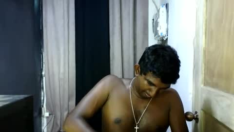 rayvienn online show from March 2026 05:35:01 AM