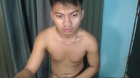 Snapshot of pinoycharmingboss20xx chatting on February 2025 02:19:01 AM Donald online show from February 2025 02:19:01 AM