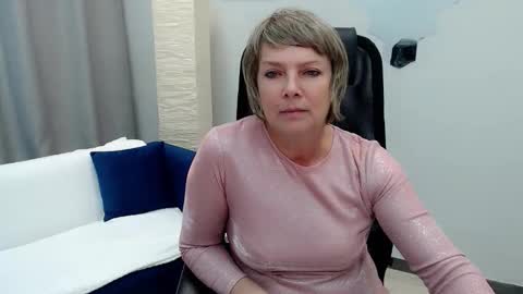 Bella online show from September 2025 09:34:01 AM