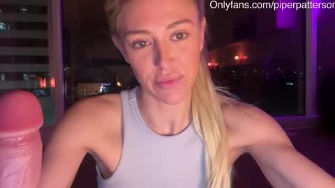 Snapshot of piper_patterson chatting on February 2026 06:00:02 AM PipinPiper online show from February 2026 06:00:02 AM