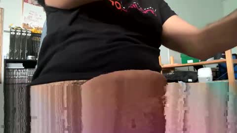 Snapshot of pirandellobellolo chatting on November 2025 03:01:02 PM PirandelloBello online show from November 2025 03:01:02 PM