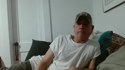 pirate334 online show from May 2026 12:27:01 AM