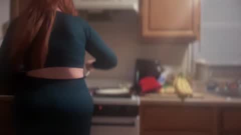 Snapshot of pirdybirdyxo chatting on February 2025 11:24:02 PM pirdybirdyxo online show from February 2025 11:24:02 PM