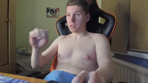 Pierre online show from December 2024 02:41:02 PM