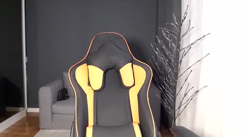 piscesgirl06 online show from December 2024 06:26:01 AM