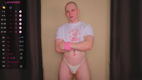 Snapshot of pistonpojizni chatting on February 2026 11:36:01 PM STRONGBEAUTY online show from February 2026 11:36:01 PM