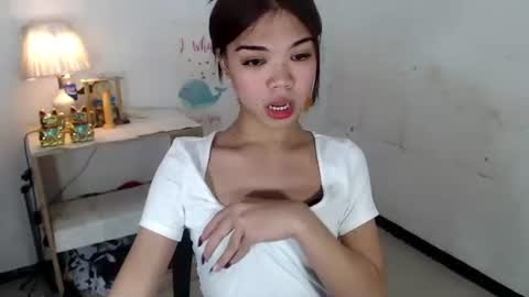 Snapshot of pitchy_pitch chatting on November 2025 03:12:02 AM The Girl Named Eyve online show from November 2025 03:12:02 AM