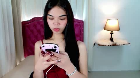 Snapshot of pitchy_pitch chatting on March 2026 01:33:01 PM The Girl Named Eyve online show from March 2026 01:33:01 PM