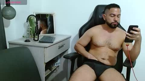 Snapshot of piter_berlin chatting on January 2025 01:39:02 AM piter berlin online show from January 2025 01:39:02 AM