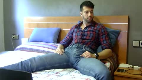 pitruki00 online show from April 2026 08:06:01 AM