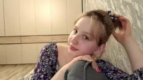 Caroline online show from March 2026 08:41:01 PM