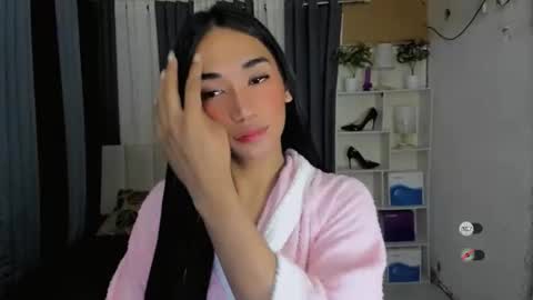 pixiedoll_ online show from February 2026 06:57:01 PM