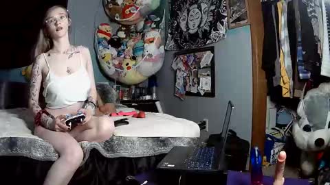 Princess online show from November 2025 08:01:02 AM