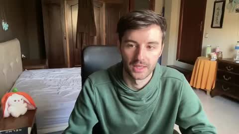 placebo14 online show from February 2025 04:22:01 PM