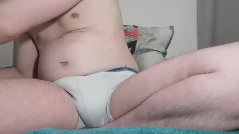 Snapshot of pladplad chatting on January 2025 06:28:02 AM PLADPLAS online show from January 2025 06:28:02 AM