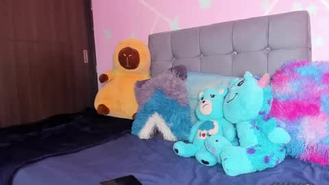playboy_bunnyy online show from September 2025 04:41:01 PM