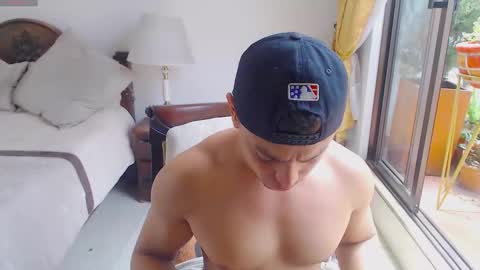 Snapshot of playboy_sex6 chatting on February 2025 05:36:01 PM PETER online show from February 2025 05:36:01 PM