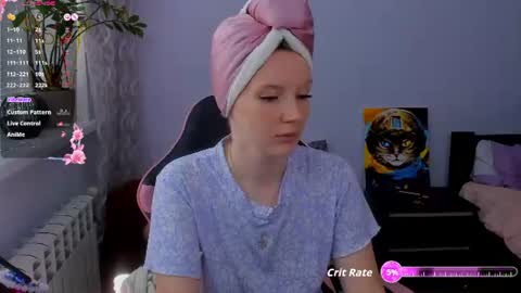 Snapshot of playful_mary chatting on June 2026 08:17:02 AM Masha online show from June 2026 08:17:02 AM