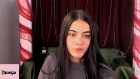 Sophie online show from December 2024 10:34:02 AM