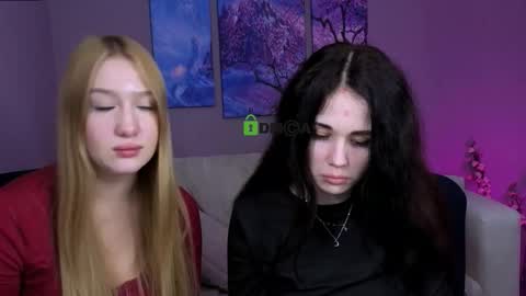 Sophie online show from December 2025 02:16:02 AM