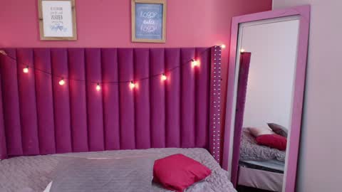 SAMARA  online show from January 2025 12:45:02 PM