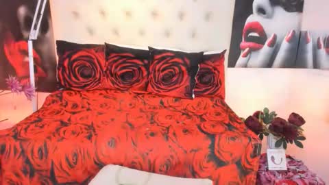 jen online show from September 2025 12:45:02 AM