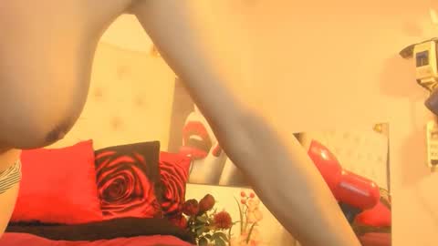 jen online show from October 2025 07:49:01 AM