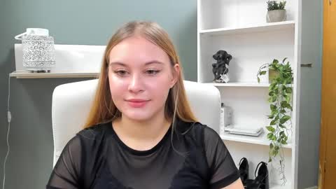 Valeria online show from December 2024 07:39:01 AM