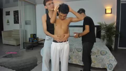   online show from September 2025 11:21:01 PM