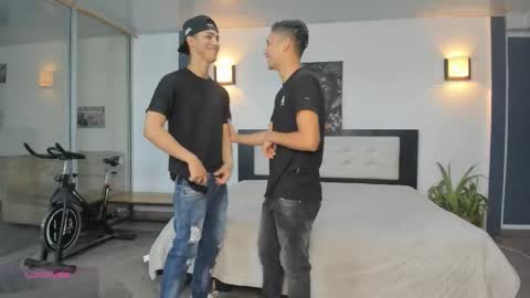   online show from November 2025 11:05:01 PM